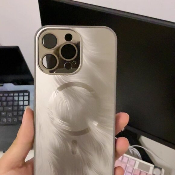 Cream iPhone16 Case - Picture 2 of 2